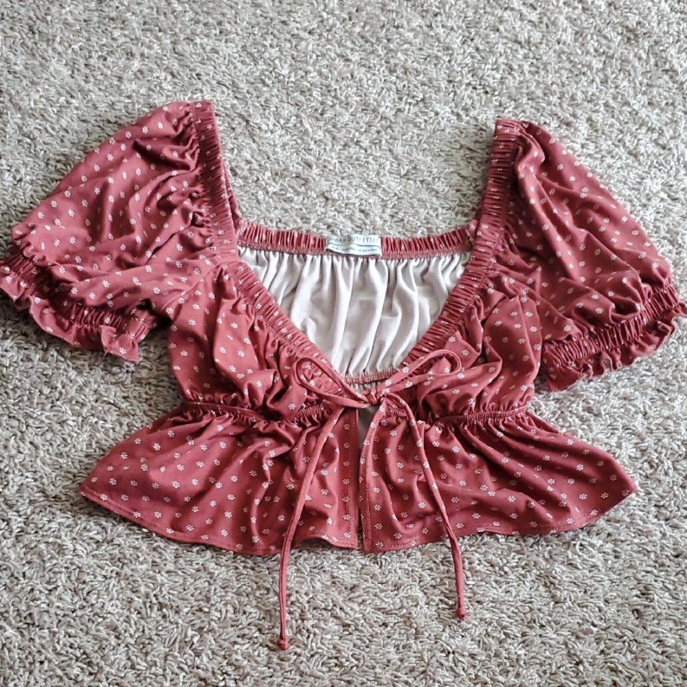 UO Puff Sleeve Tie-Front Top